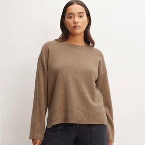 Everlane Merino crewneck sweater